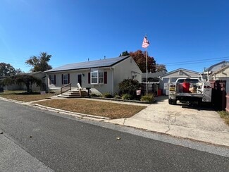 254 G St, Carneys Point, NJ 08069