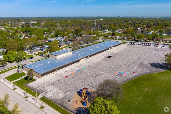 Whitman Elementary School is located in Honey Creek Manor and received a C from Niche.