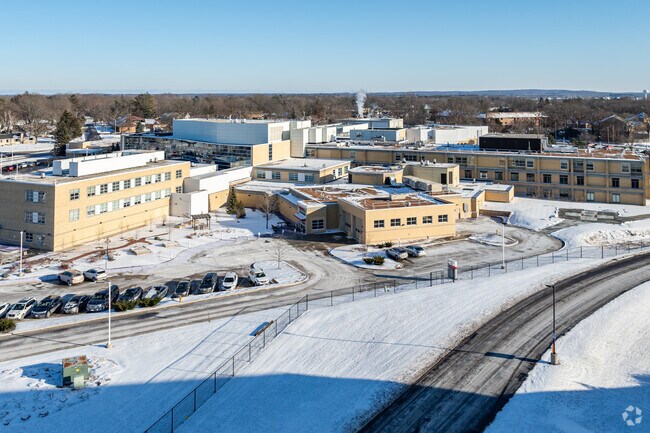 Residents have access to ProHealth Oconomowoc Memorial Hospital.
