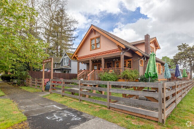 Dusty's Hide-A-Way is easy to miss while driving through Eastside Tacoma. Keep an eye out!