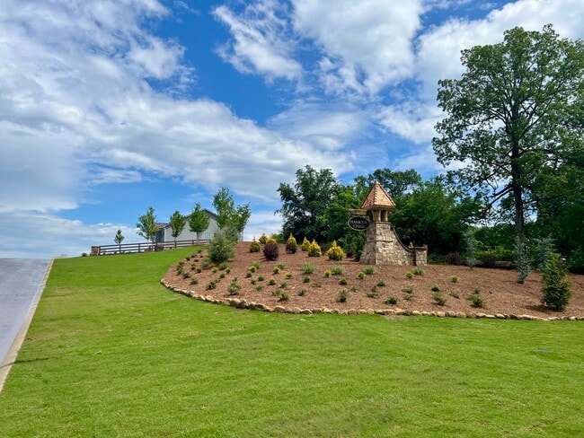 8127 Harbour Chase Loop, Collegedale, TN 37363 - photo 2