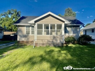 2415 44th St, Des Moines, IA 50310