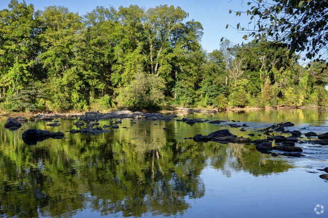 The Rappahannock River runs near the northern edge of Cowan Boulevard.