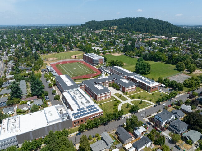 Franklin High on SE Woodward St in Portland serves grades 9 - 12 on its South Tabor campus.