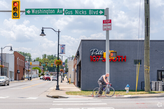 Downtown Vinton is a bustling community lined with shops and restaurants.