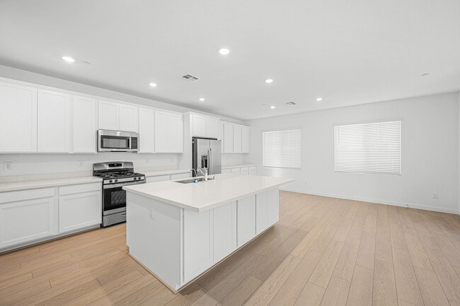 514 Francesca Crest St, Henderson, NV 89011 - photo 3