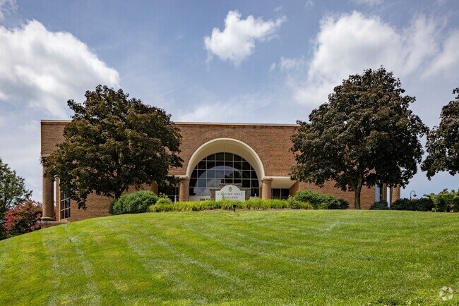 Students of Townson have the opportunity to attend Calvert Hall College High School.