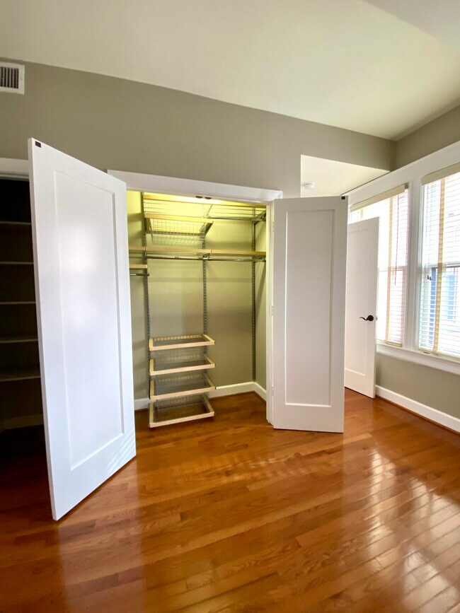 2902 Porter St NW unit 33, Washington, DC 20008 - photo 7