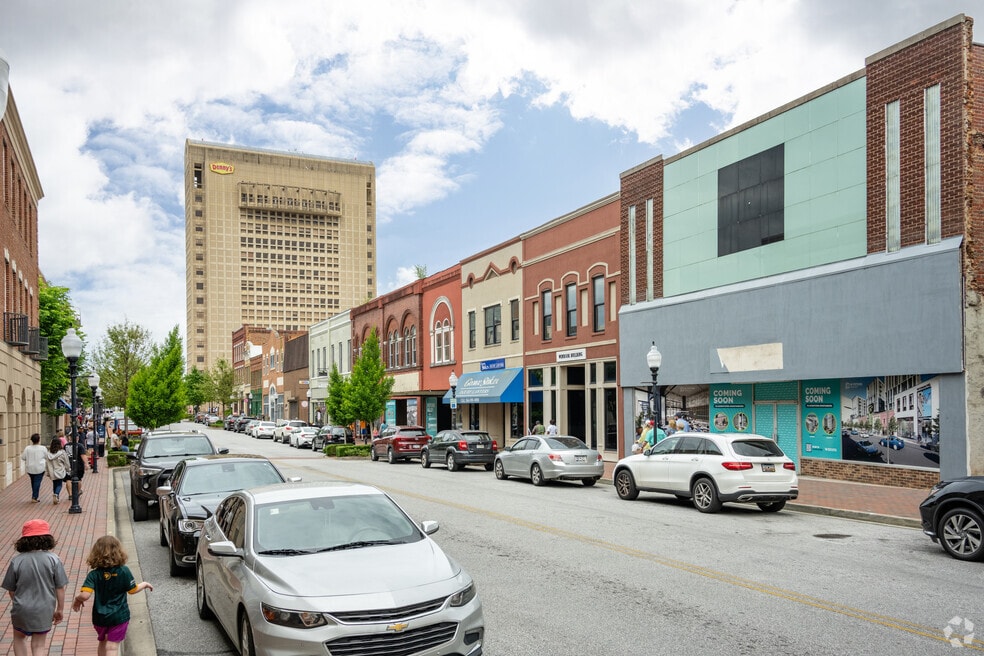 NH_Park Hills_521921_P2_v02_VS_071624