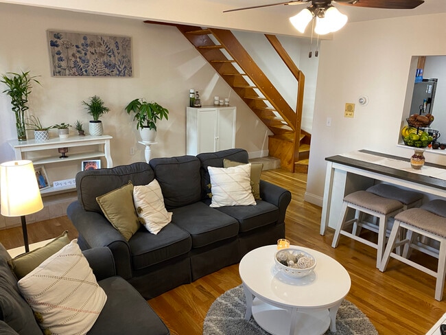 470 E 3rd St, Boston, MA 02127 - photo 2