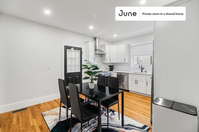 10 Walnut Park unit C, Boston, MA 02119 - photo 3