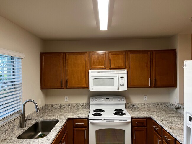 9093 Gervais Cir unit 1905, Naples, FL 34120 - photo 6