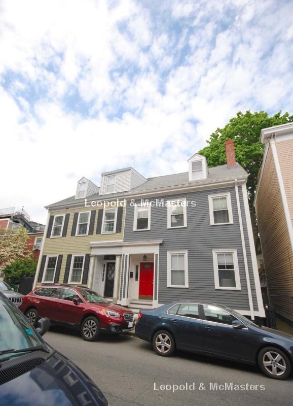 26 Green St unit 2, Charlestown, MA 02129 - photo 2