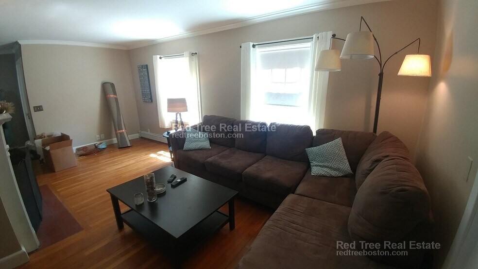 140 Babcock St unit 1, Brookline, MA 02446 - photo 1