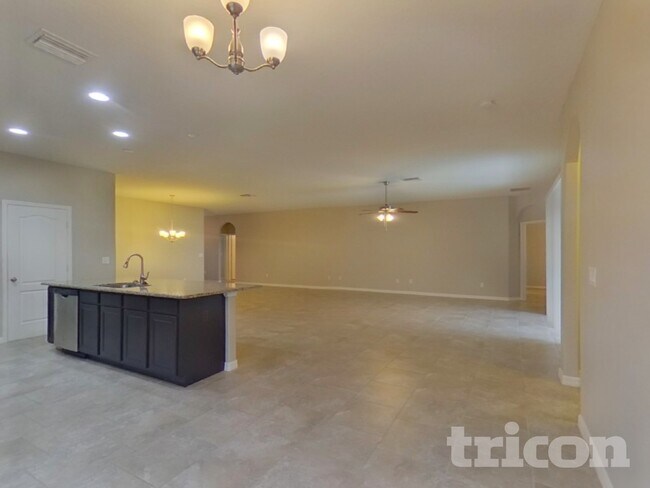 119 Broad St, Winter Haven, FL 33881 - photo 4