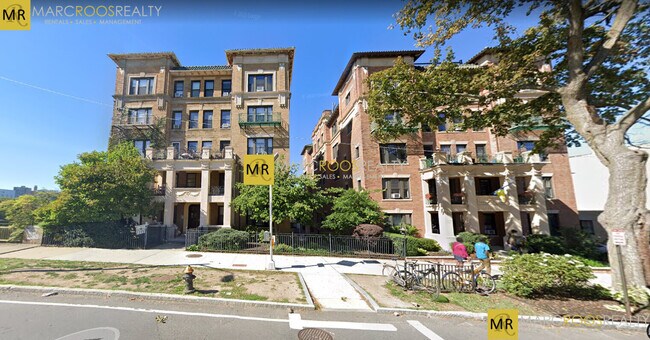 460 Park Dr unit 2, Boston, MA 02215 - photo 2
