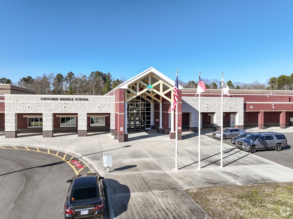 The entrance to Concord Middle School.