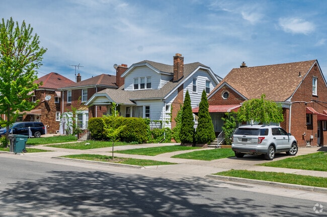 Hemlock Park is a great neighborhood to raise a family.