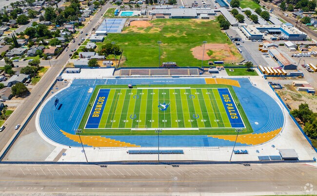 Dos Palos High School in the City of Dos Palos offers nearly 20 athletic teams, including competition cheer, swimming and football.
