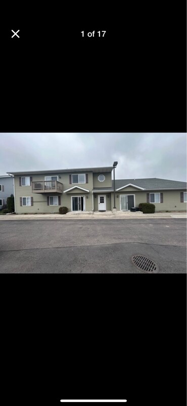17 Diane Rd Unit B, Columbia Falls, MT 59912