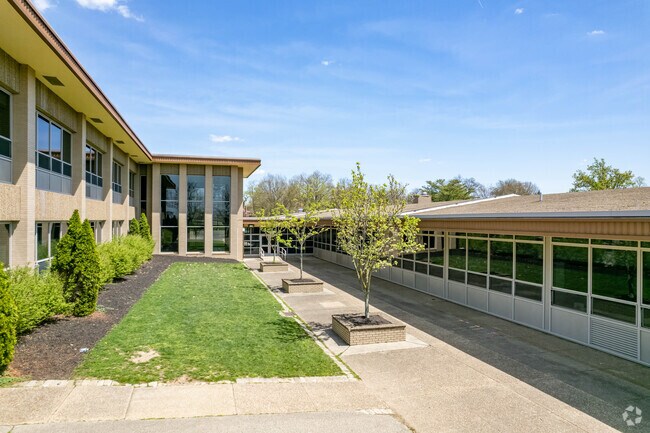 The west end of Hoover Elementary School has a courtyard area.