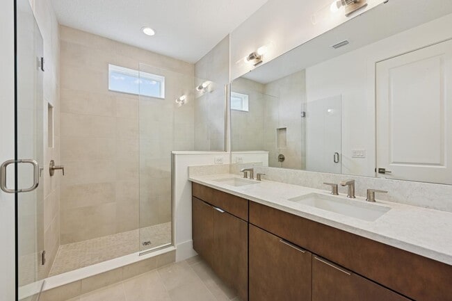 2166 Whitney Marsh Aly, Orlando, FL 32804 - photo 5