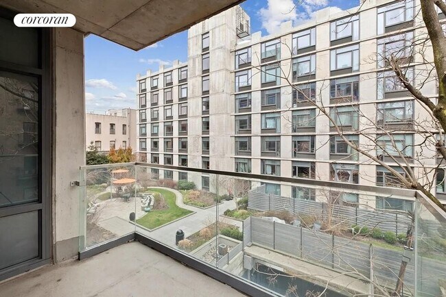 247 N 7th St, New York City, NY 11211 - photo 2