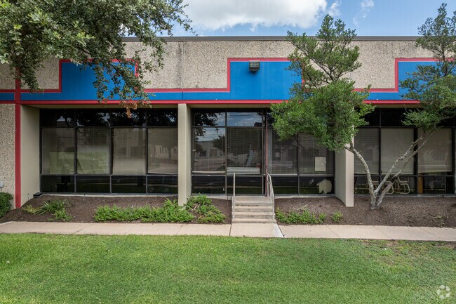 Harmony School of Excellence - Austin boasts a 100% college acceptance rate.