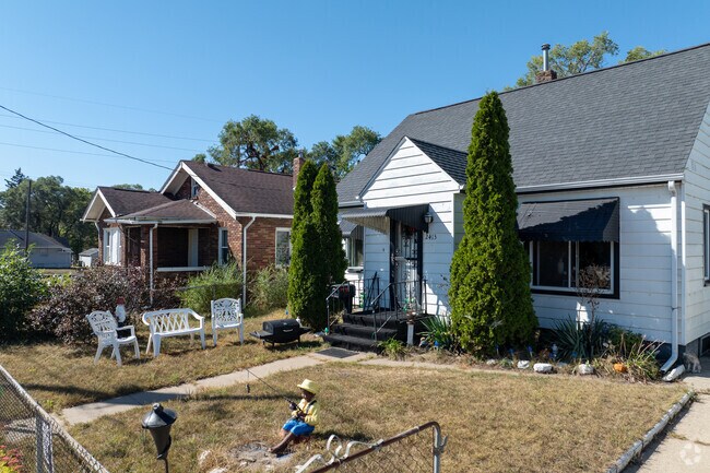 Cottages are a common home style in Gates Park.