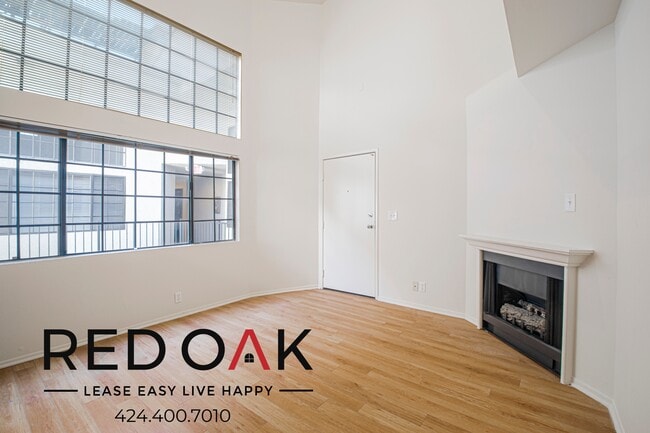 4651 Cahuenga Blvd unit 308, North Hollywood, CA 91602 - photo 2