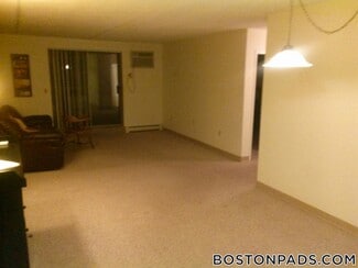 303 Lowell St Unit 11, Somerville, MA 02145