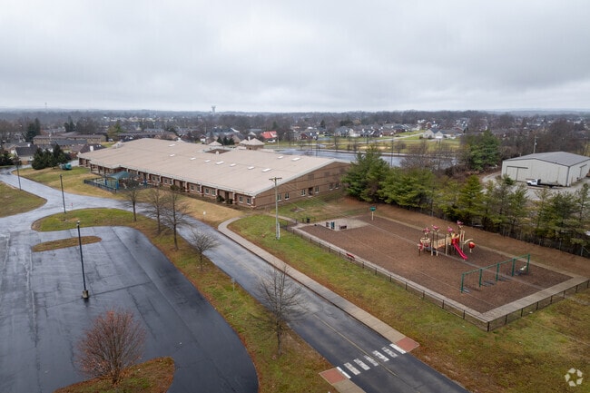 The student population of Crossroads Elementary is 460 and the school serves PK-5.