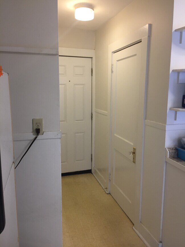29 Main St unit 2, Biddeford, ME 04005 - photo 7