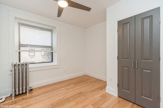 *Pictures are representative samples of the advertised unit. In some cases, the actual units you tou