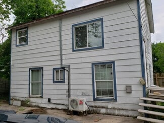 222 W Murrill St Unit A, Baytown, TX 77520