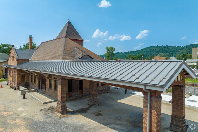 Coraopolis Train Station is currently undergoing a major renovation, bringing it up to speed.