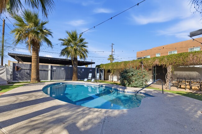 4235 N 13th Place unit 1, Phoenix, AZ 85014 - photo 2