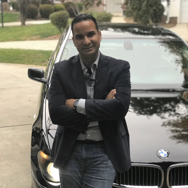 Agent Photo