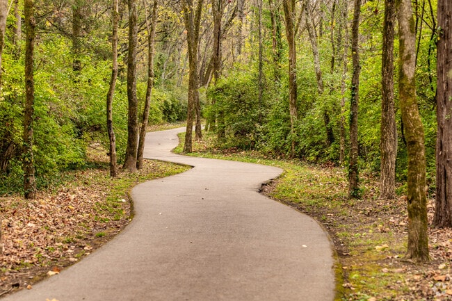 Deerwood arboretum has walking trails and hundreds of species of trees located in Brentwood.