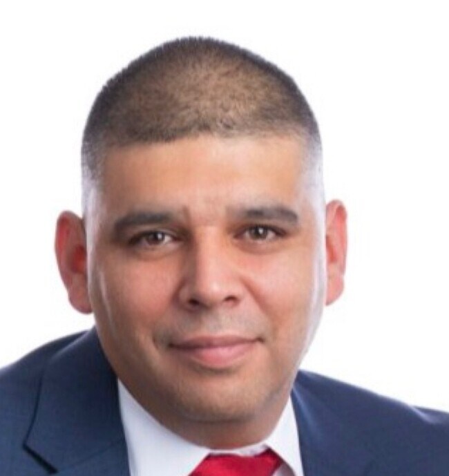 Agent Photo