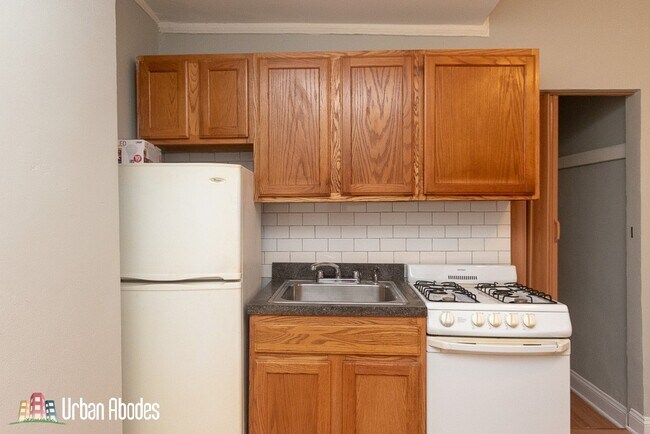 3836 N Fremont St unit A07C, Chicago, IL 60613 - photo 4