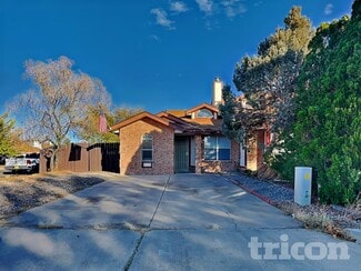 5442 Gold Rush Dr NW, Albuquerque, NM 87120