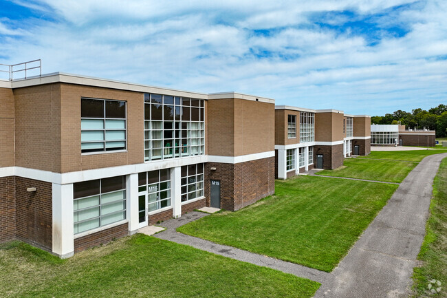 The school is ranked in the top 20 best public middle schools in Minnesota.