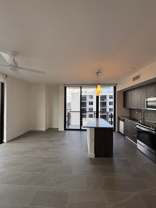 133 NE 24th St unit B19, Miami, FL 33137 - photo 4