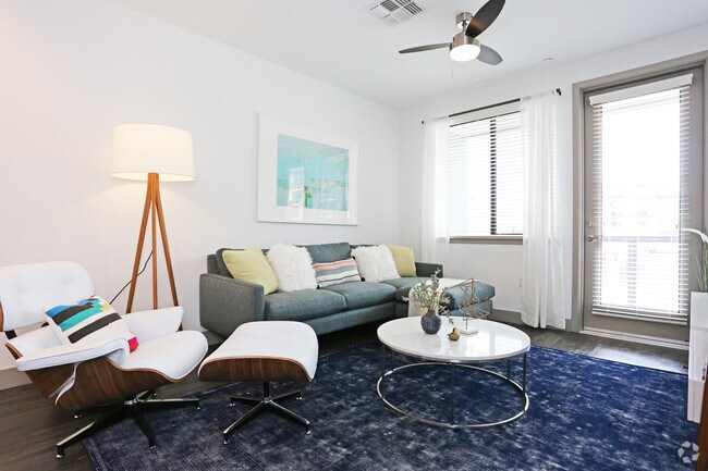 1BR, 1BA - A2 720 SF