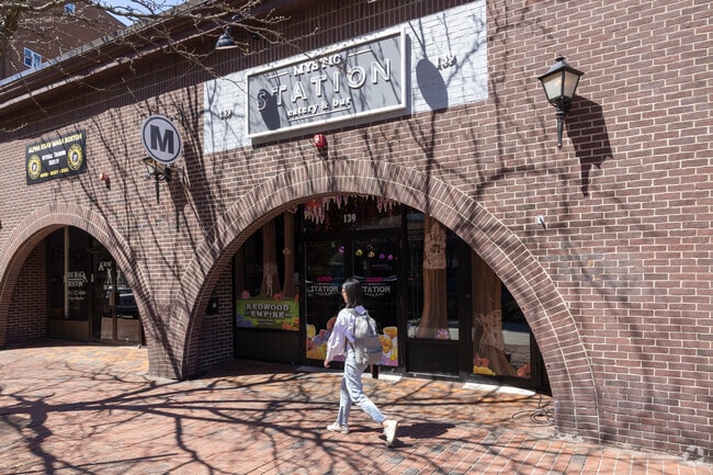 Mystic Station is a fantastic restaurant near Upper Highlands and offers American classics for lunch and dinner.