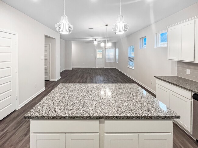 1102 Alexander St unit 38343185, Trenton, TX 75495 - photo 5