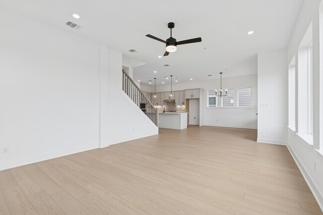 822 Nadal Path, Round Rock, TX 78664 - photo 4