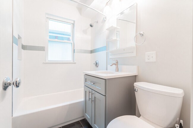 394 Centre St unit 3, Jamaica Plain, MA 02130 - photo 7