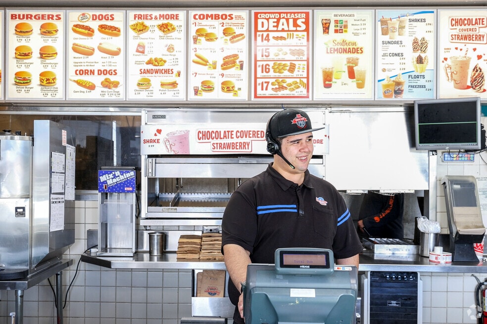 NH_GardenAcres_518702_P2_v1_VY_081924